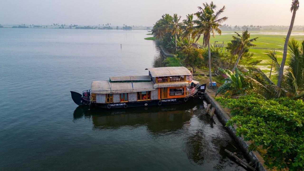 Kera Houseboats Alleppey Alappuzha Екстер'єр фото