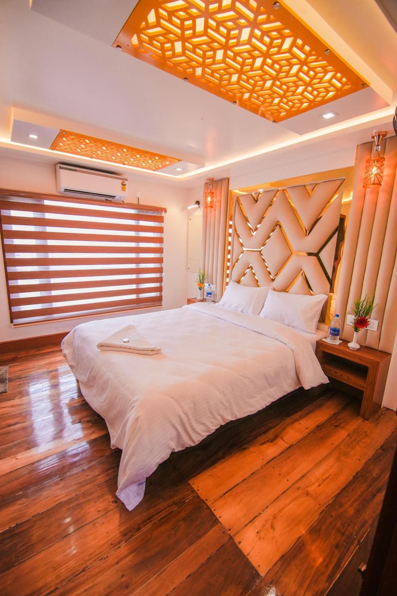 Kera Houseboats Alleppey Alappuzha Екстер'єр фото